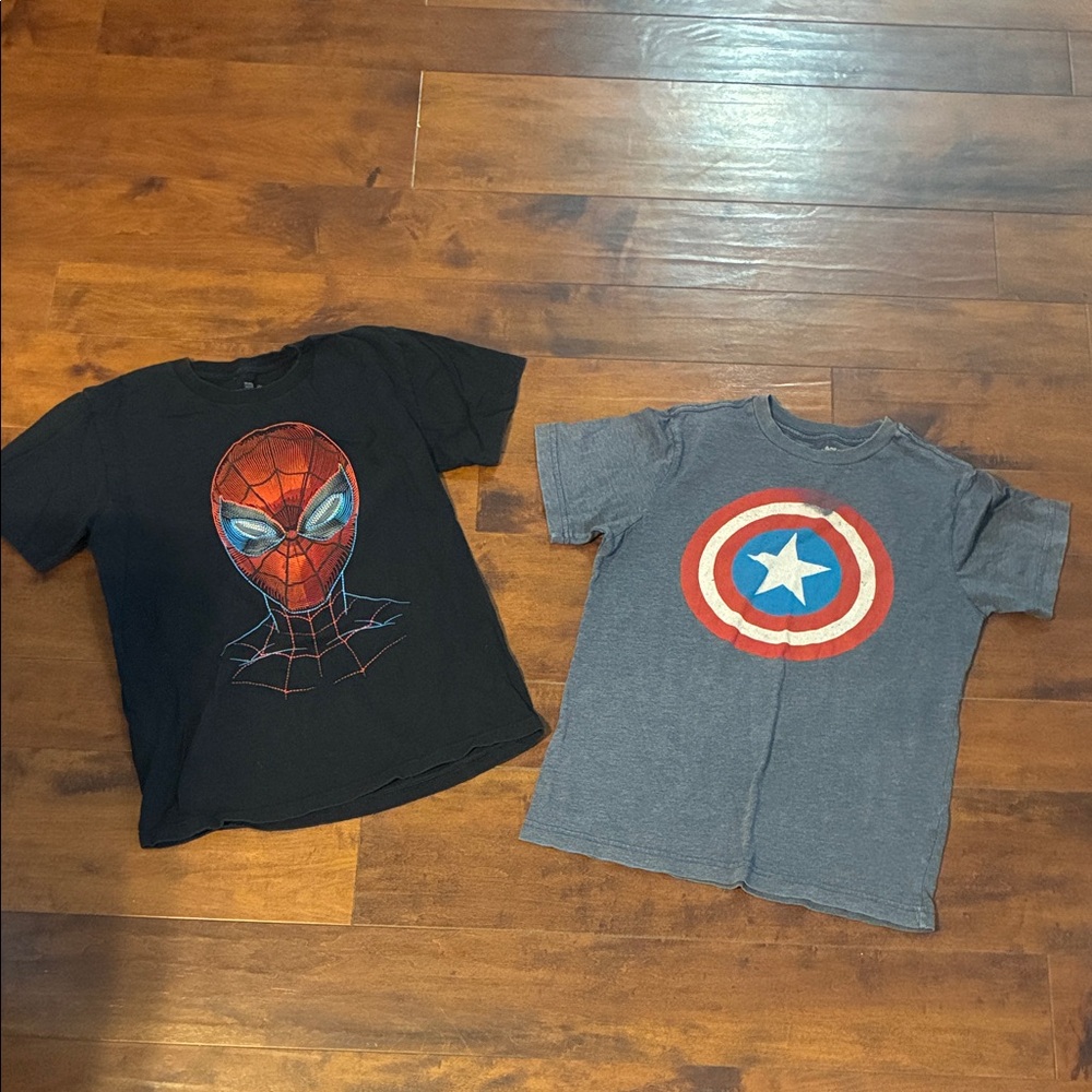Boys size large superhero SpiderMan and Captain America tee shirt bundle